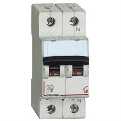 Interruttore magnetotermico Bticino 2 moduli Attacco DIN 1P+N 10 Ampere Potere di Interruzione 4,5kA Curva C